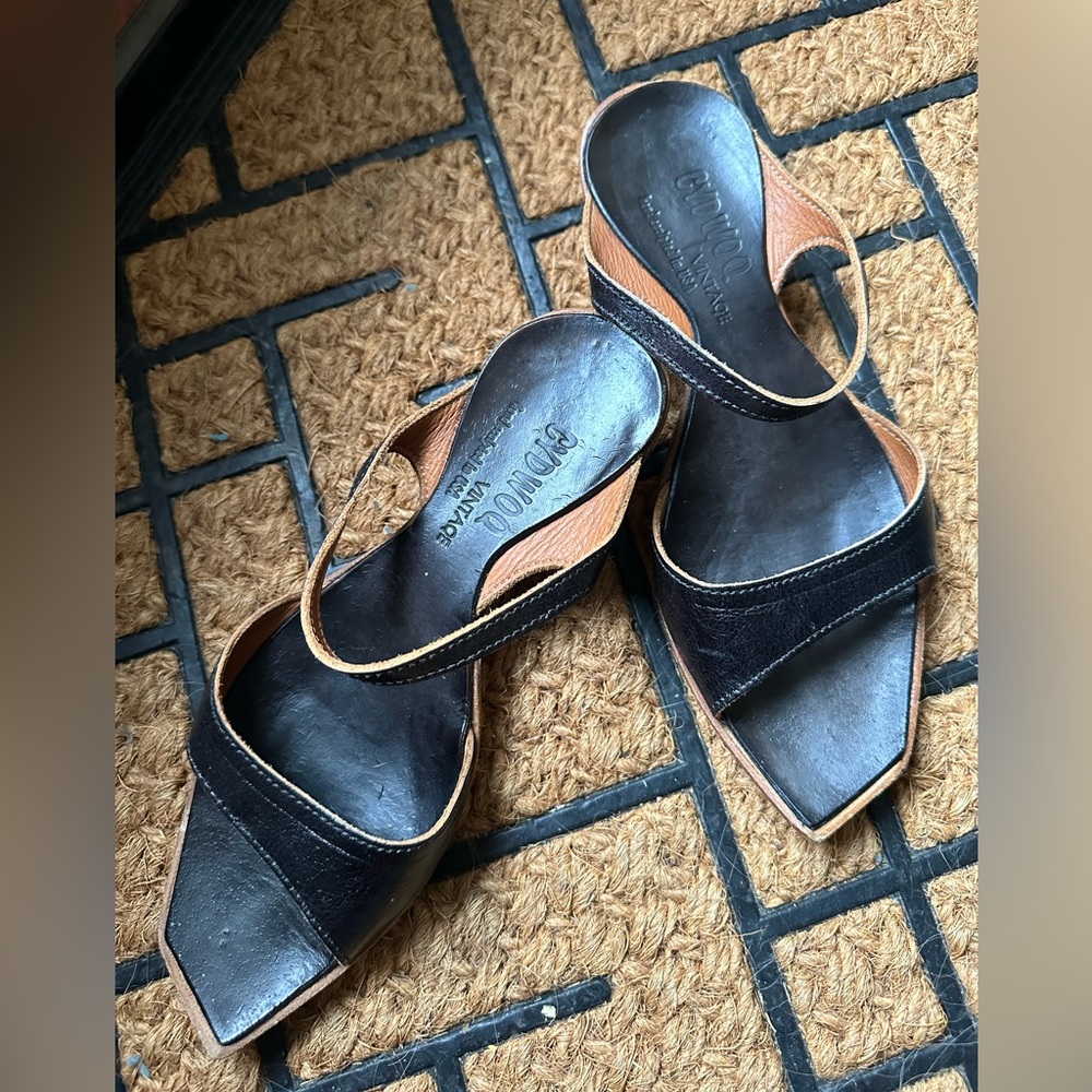 Cydwoq Vintage shoe, size 36 - Picture 1 of 7